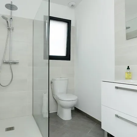 Сasa de vacaciones Maison Moderne Pres Aiguillon - 2 Chambres, Terrasse, Jardin, Parking - Calme Et Confort - Fr-1-420-63