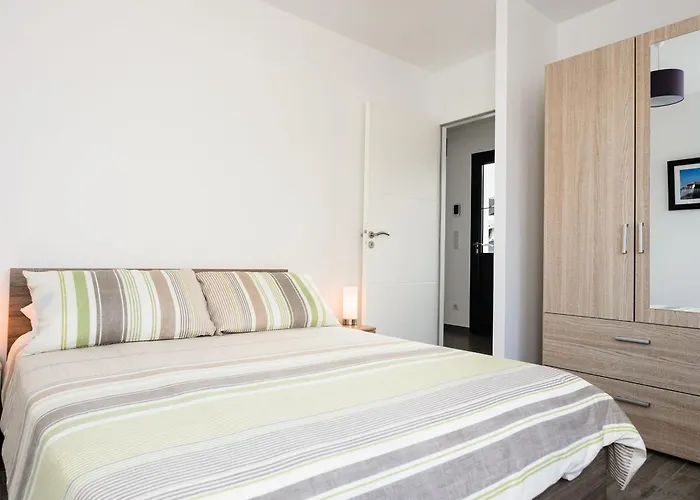 別荘 Maison Moderne Pres Aiguillon - 2 Chambres, Terrasse, Jardin, Parking - Calme Et Confort - Fr-1-420-63 アルカション